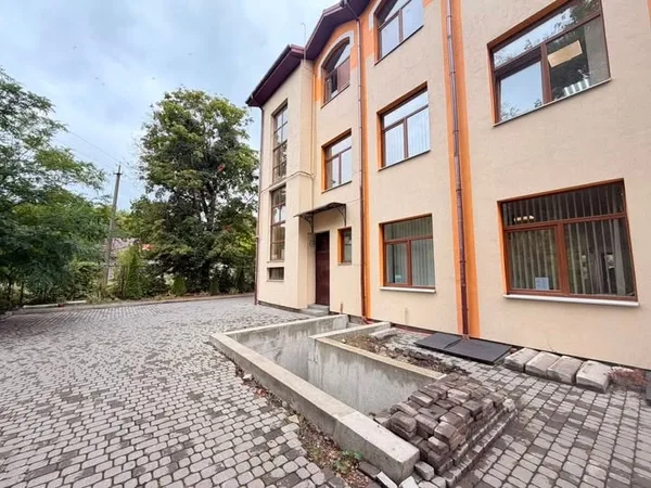 У Дублянах ремонтують укриття в Офісі громади для садочка та школи мистецтв