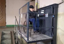 У Львові розширили програму встановлення пандусів і підйомників у житлових будинках