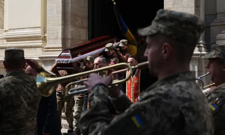 26 серпня Львів проведе в останню дорогу воїнів Юрія Бикова та Богдана Дробчака