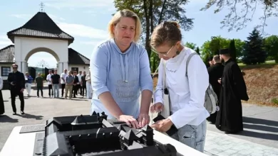 В Унівській лаврі відкрили тактильну мініскульптуру монастиря