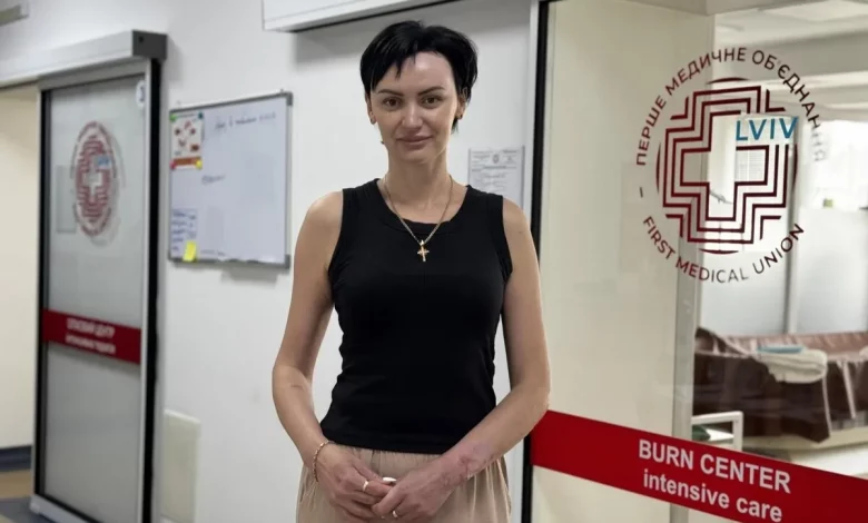 Львівські медики допомагають одеситці, пораненій ударом російського «шахеда»
