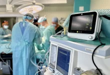 У Львові видалили жінці гігантську псевдоаневризму на руці