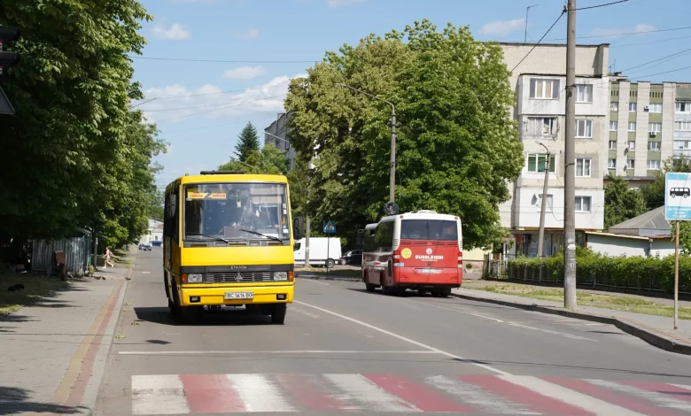 У Дрогобицькій громаді уточнили, хто зі школярів має право на безкоштовний проїзд