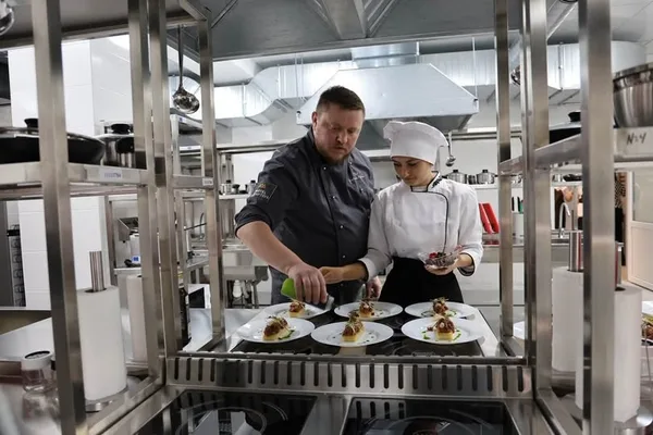 У Бориславському центрі профосвіти відкрили центр ресторанного сервісу