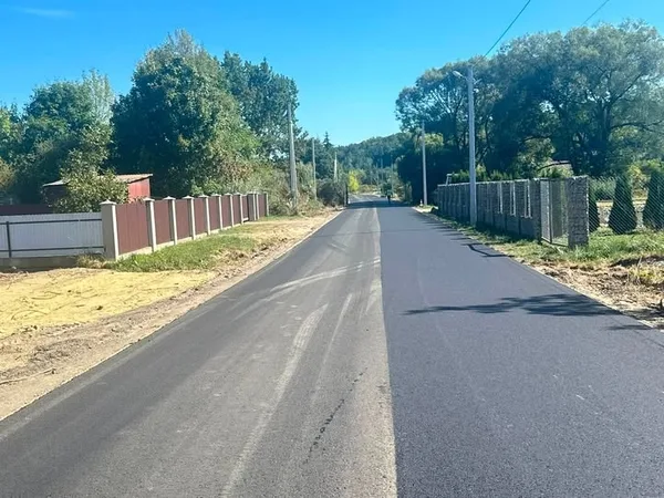 До села Лелехівка відремонтували ще майже 3 км дороги