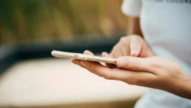 Як зрозуміти, що ваш телефон відстежують, і як захистити дані
