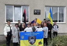 У Садках Ходорівської громади відкрили меморіальну дошку Віктору Чеху
