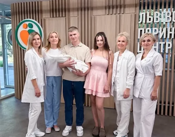 У Львівському перинатальному центрі успішно прооперували немовля з пуповинною грижею
