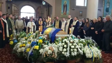 У Стрию попрощалися із захисником Василем Сенівим