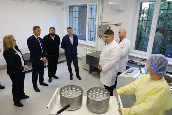 У Львові відновили університетське фармвиробництво на базі ЛНМУ