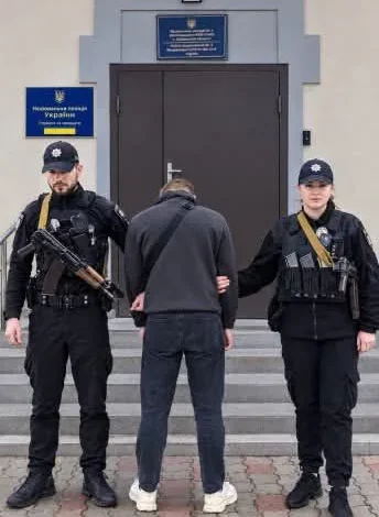 У Сокалі затримали 21-річного підозрюваного в пограбуванні перехожого
