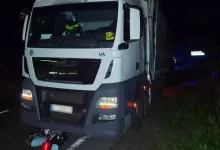 На Львівщині біля Великих Мостів у ДТП з вантажівкою загинув скутерист