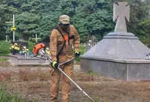 Фахівці центру «Доля» впорядкували український цвинтар у Заліській Волі в Польщі