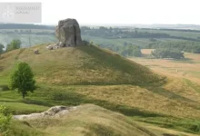 На Львівщині «Чортовий камінь» у Підкамені отримав офіційний охоронний статус