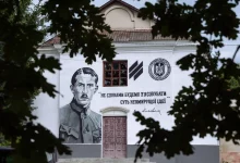 У Зашкові біля музею Євгена Коновальця влаштовують інклюзивні доріжки