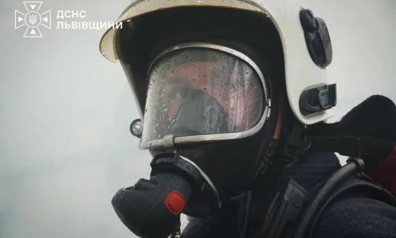 За добу на Львівщині рятувальники загасили 14 пожеж, шість з них – в екосистемах