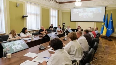 На Львівщині обговорили підвищення зарплат у закладах освіти та їхню готовність до нового навчального року