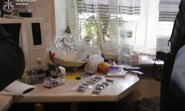Львів’янина судитимуть за зберігання канабісу та спробу підкупу поліцейського