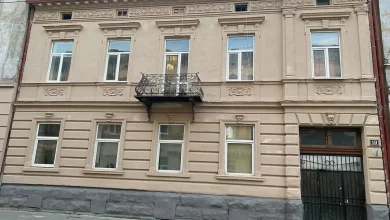 На вул.