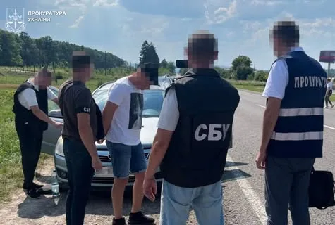 Жителя Самбора судитимуть за організацію незаконної втечі військовозобов’язаного за кордон