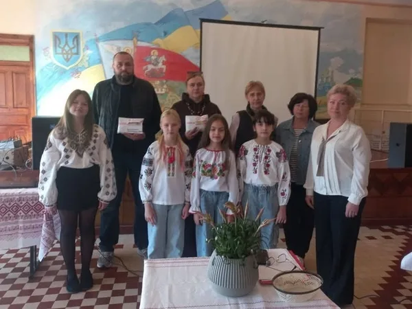 У Соснівському ліцеї зібрали понад 100 тисяч гривень для підтримки ЗСУ