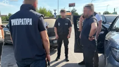 Ексначальника відділу митного поста на Львівщині судитимуть за вимагання хабарів за розмитнення авто