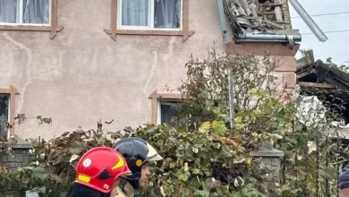 У Малехові реактивний безпілотник пошкодив будинки й авто, є поранені