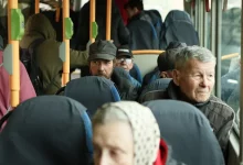 У Львові «Автобус турботи» відвіз до притулку сімох бездомних