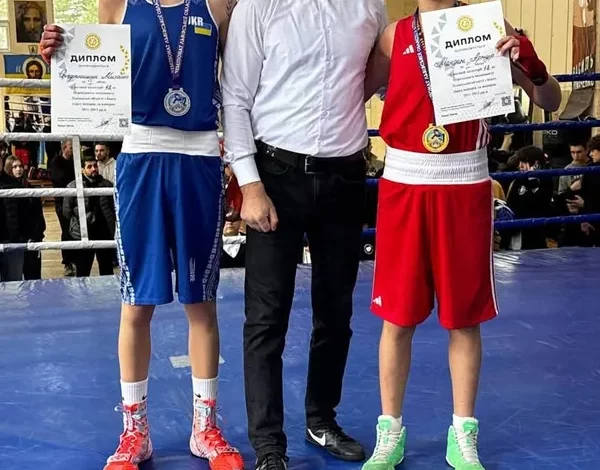 Юні боксери Мостиської громади вибороли три медалі на чемпіонаті Львівщини