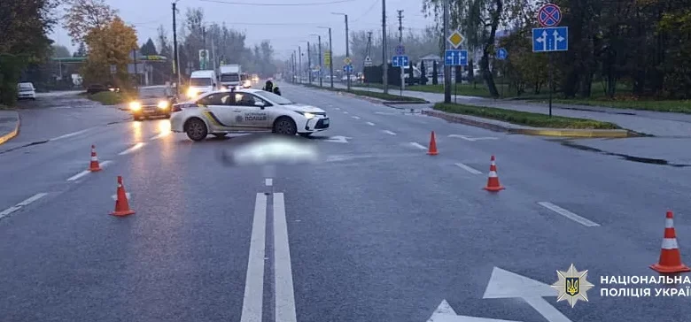 У Львові на вулиці Богданівській автомобіль смертельно травмував пішохода