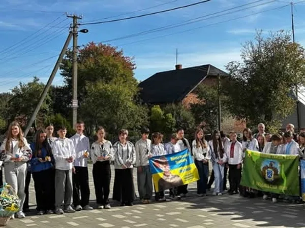 Олексицька гімназія увічнила пам’ять Миколи Хомина та Назарія Дуркота
