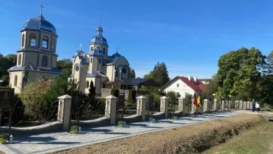 У Підгірцях освятили памʼятні дошки загиблим захисникам