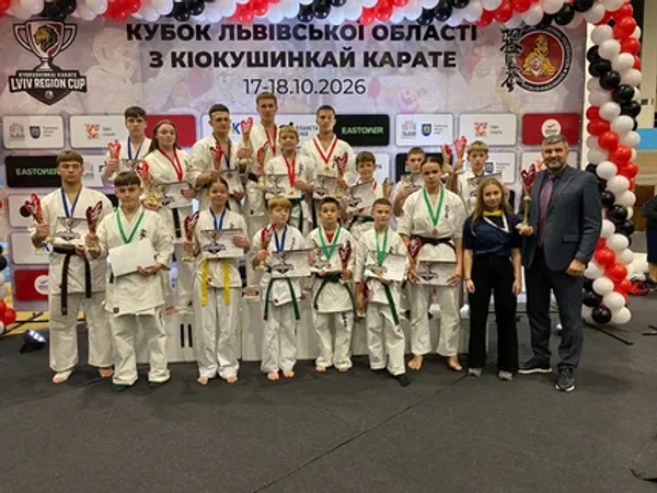 Команда сенсея Віталія Крюкова виборола 33 медалі на Кубку Львівщини з кіокушинкай карате