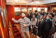 У Львові в музеї Грушевського відкрили виставку картин ветерана Руслана Кухти