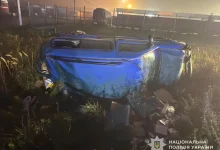 На об’їзній Львова перекинувся Renault Kangoo, травмовано двох людей