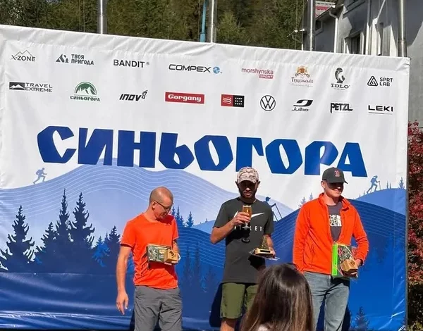 Анатолій Вербівський з Тухлі переміг у гірському ультрамарафоні «Трейл Синьогора»